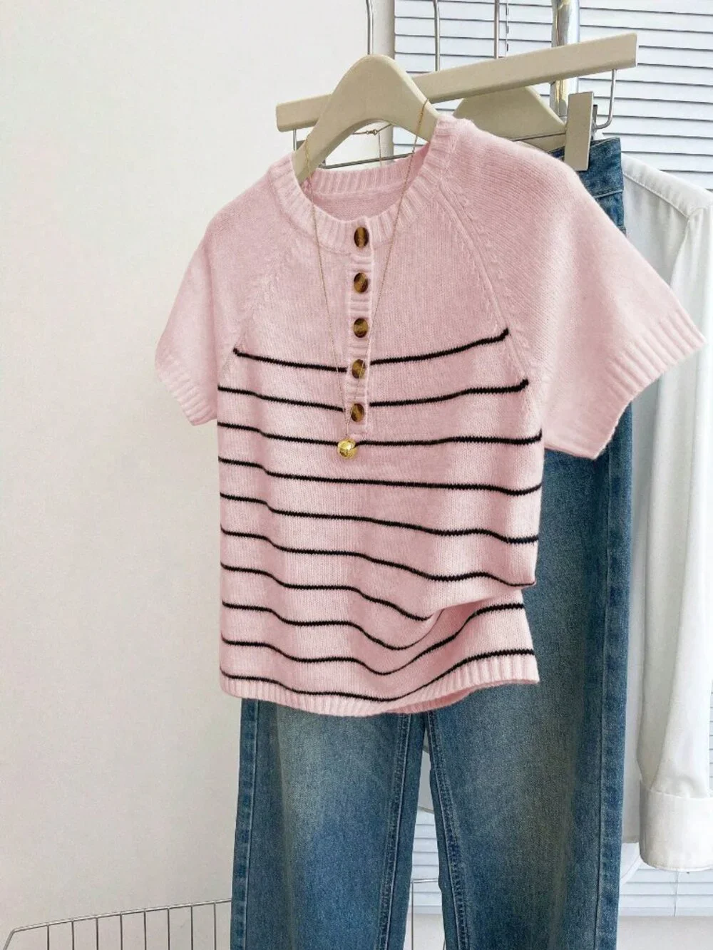 Pink Casual Women's Loose Round Neck Short Sleeve Knitted Stripe Sweater